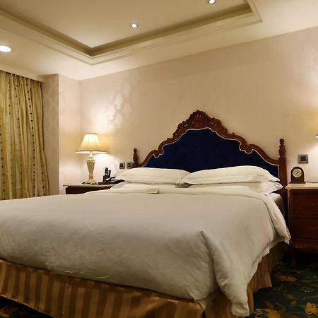 Royal Seasons Hotel Taipei ‧ Nanjing W. Ngoại thất bức ảnh