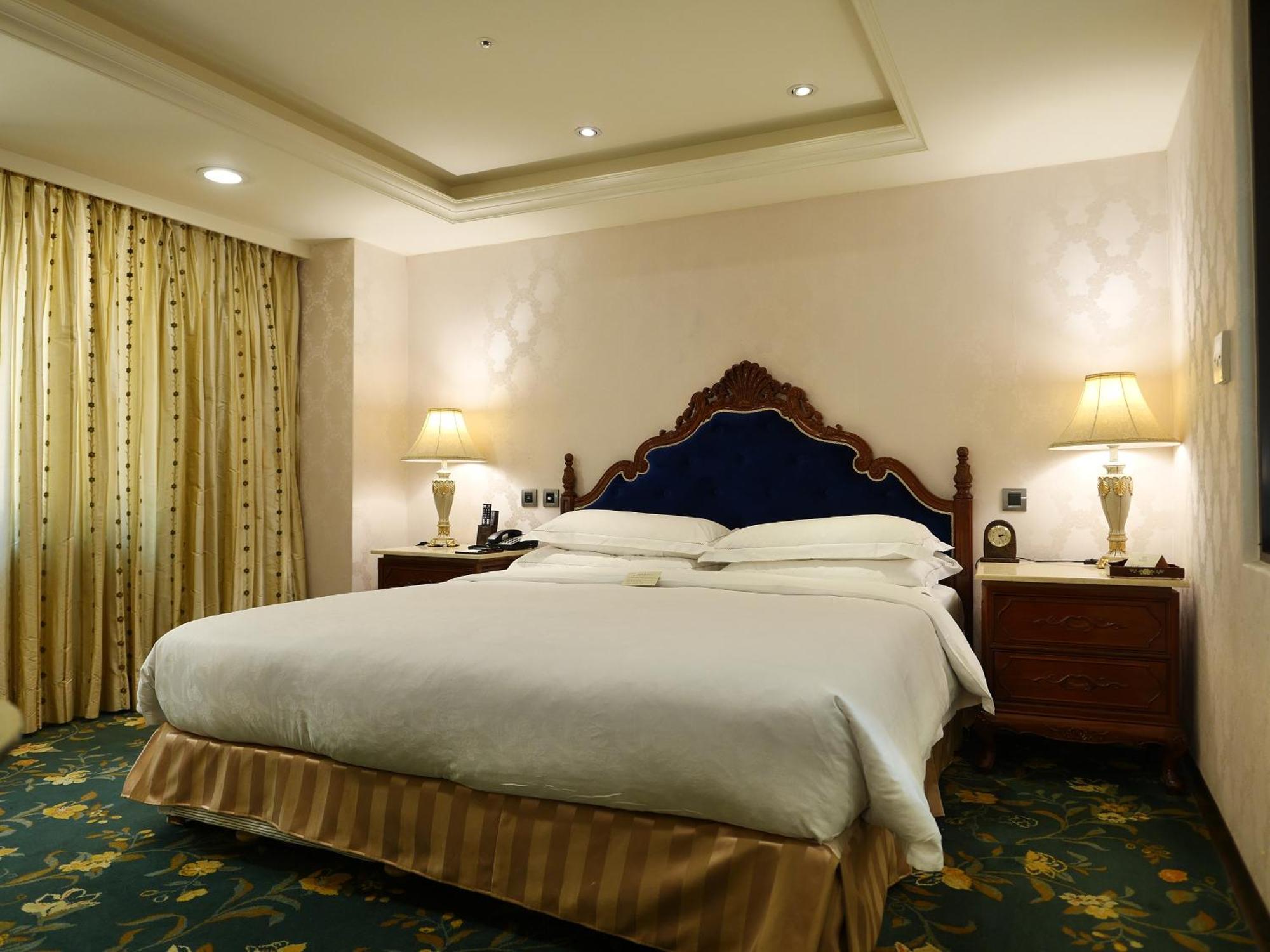 Royal Seasons Hotel Taipei ‧ Nanjing W. Ngoại thất bức ảnh