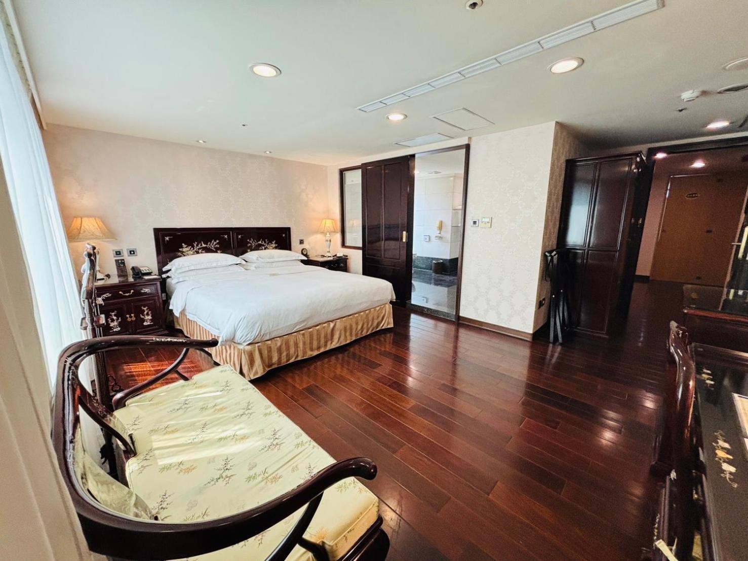 Royal Seasons Hotel Taipei ‧ Nanjing W. Ngoại thất bức ảnh