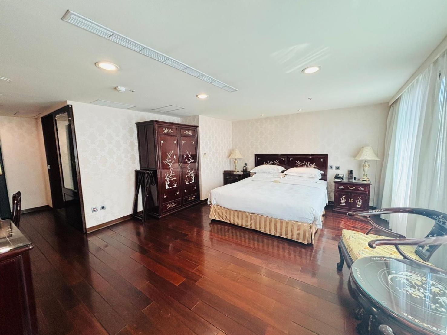 Royal Seasons Hotel Taipei ‧ Nanjing W. Ngoại thất bức ảnh