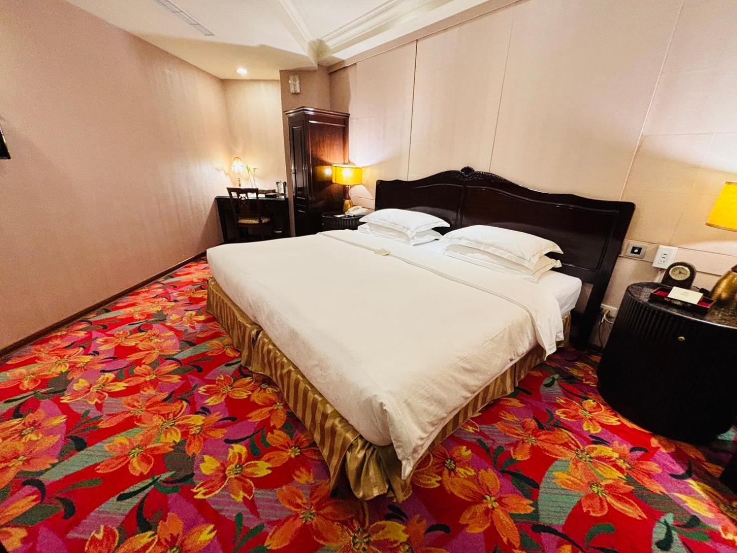 Royal Seasons Hotel Taipei ‧ Nanjing W. Ngoại thất bức ảnh