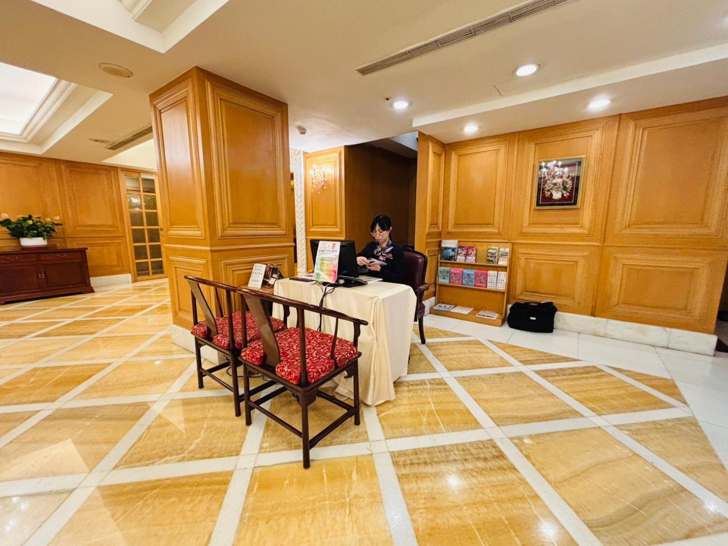 Royal Seasons Hotel Taipei ‧ Nanjing W. Ngoại thất bức ảnh